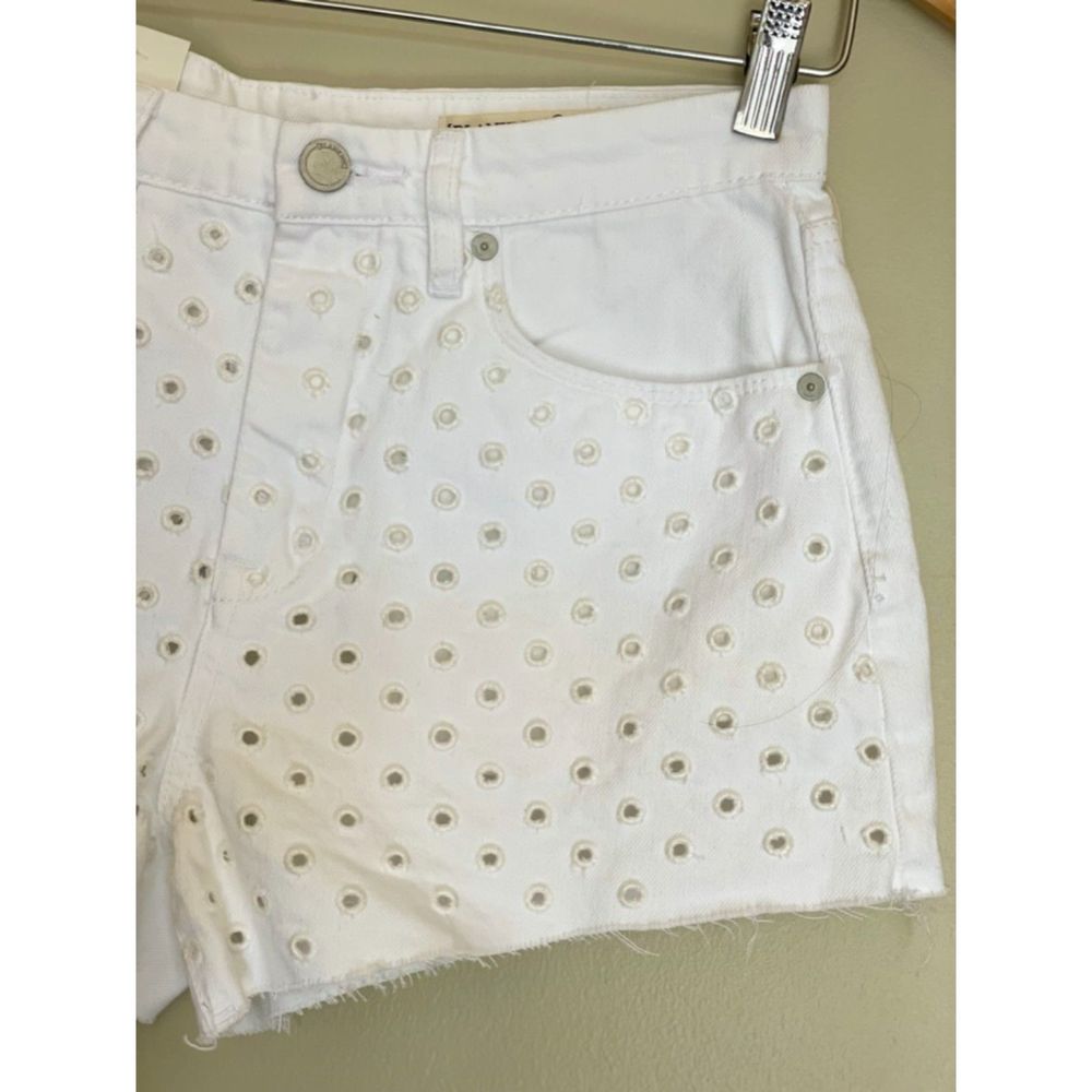 Blank NYC White Neutral Minimalist High-Rise Eyelet Shorts Size 27 NEW C42 - Picture 11 of 13